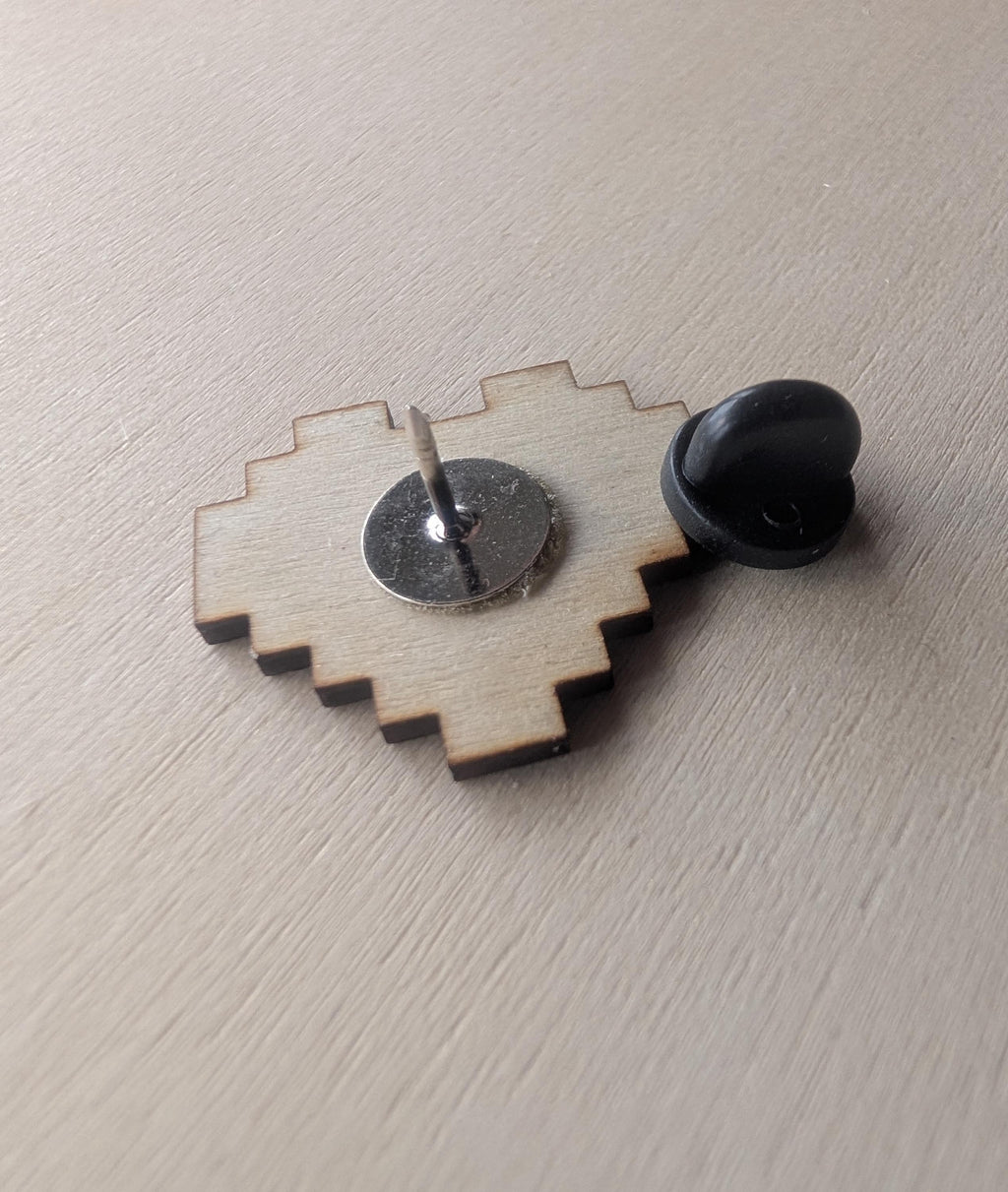 Wooden Pixel Heart Pin Badge: Retro Gamer Gift