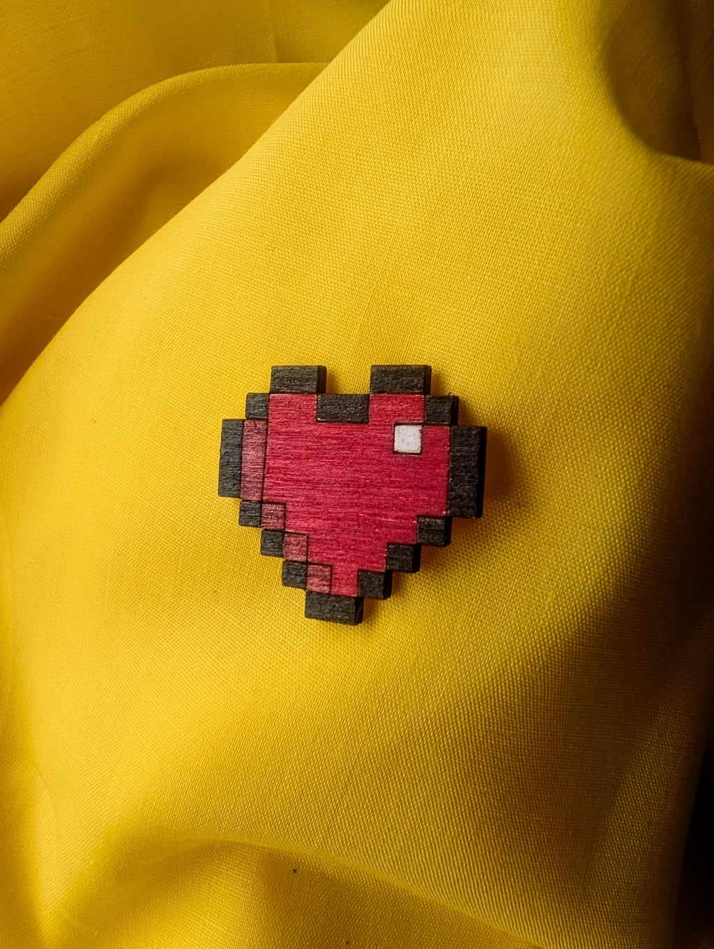 Wooden Pixel Heart Pin Badge: Retro Gamer Gift